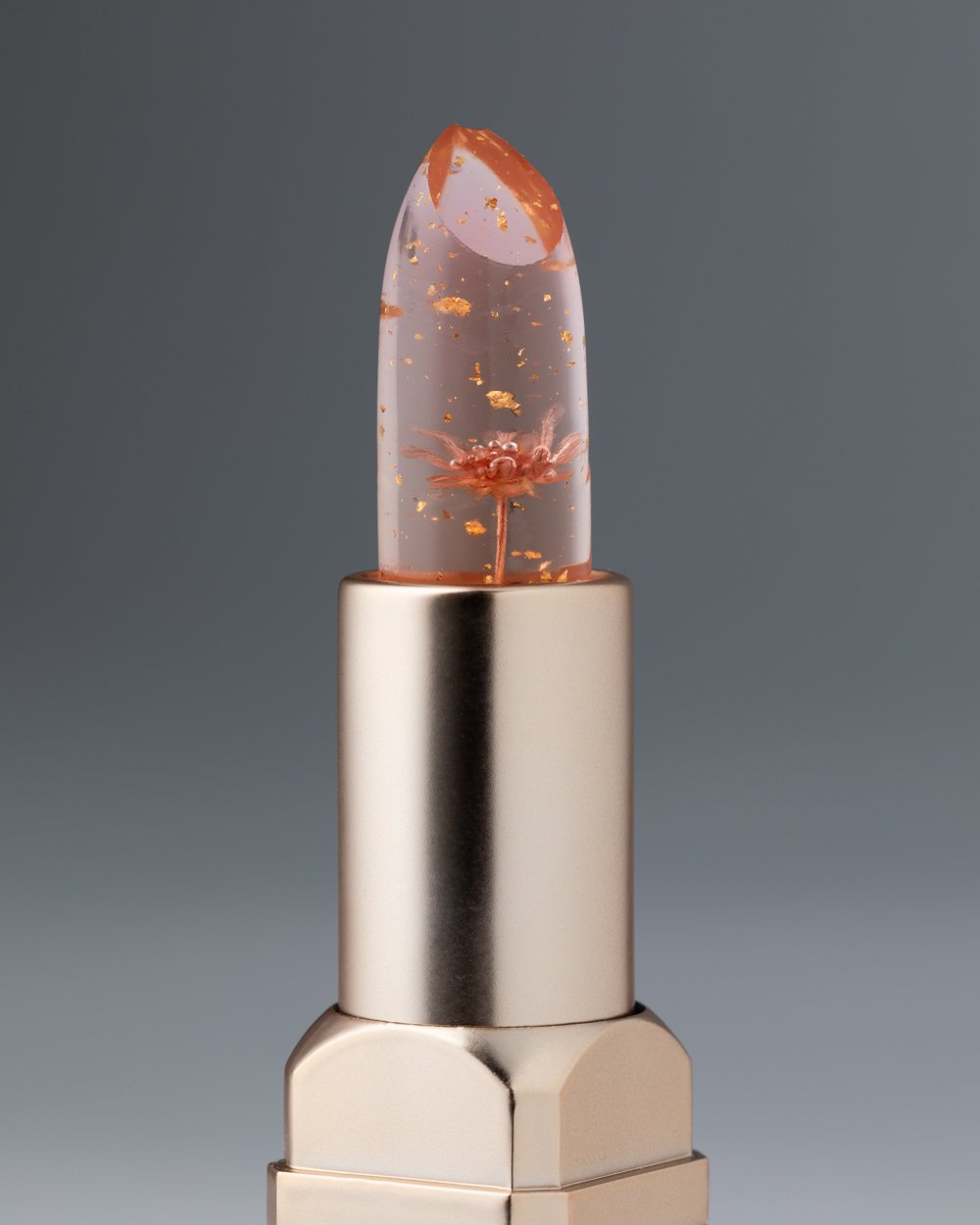 Color-Changing Lip Gloss for Dry Lips